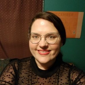 Meet your Posher, Becky